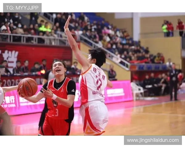 武汉篮球队战术变革引发热议球迷期待新赛季表现提升